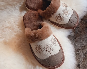 Women's Natural Sheepskin Soft Leather Wool Lining Warm House Slip-on  Slippers