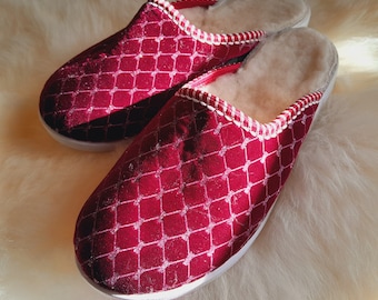 US Crimson Wool Slippers, Silver Glitter Accent, Women's Warm Shoes
