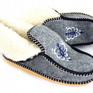 Women's Slippers Felt & natural sheeps wool FOLK embroidered wool chuni Сarpathian souvenir