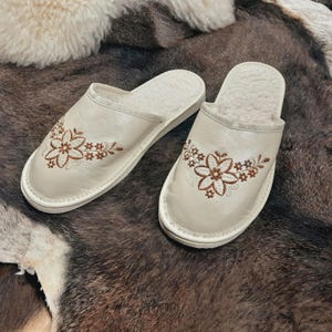 Women&#39;s Slippers soft suede leather pure wool and fur Warm House Slip-on Slippers