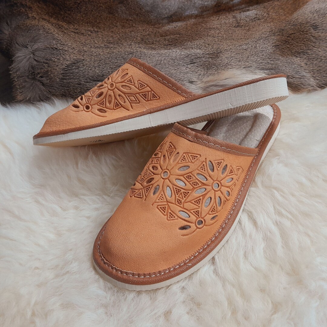 Women Summer Genuine Leather Outdoor Slippers