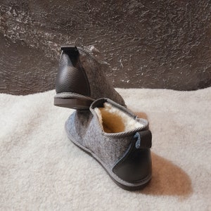 Men's Slippers light felt & 100% natural pure sheeps wool image 5