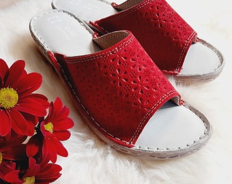 Women's Clogs red genuine leather 100% natural outdoor