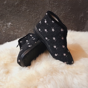 Women&#39;s Slippers dark felt & natural pure sheeps wool small light pink embroidered flowers