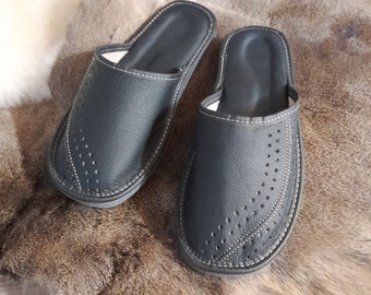 Pantuflas de piel negra para hombre, zapatillas de casa hechas a mano