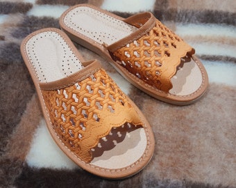 Women&#39;s slippers natural leather traditional genuine leather slippers