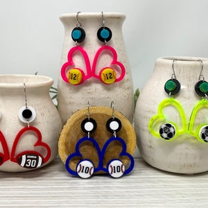 Pendientes de equipo deportivo personalizables