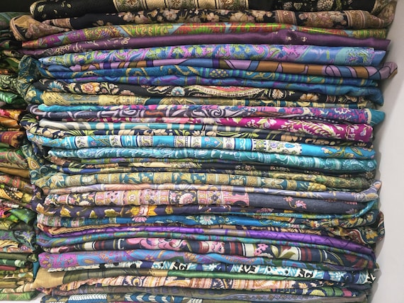 Vintage Silk Sari Fabric Scrap Bundle: Crafting Squares