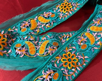 Vintage Saree Border Craft Decor Vintage Sari Trims Indian Sari Border Designer Embroidery Border DIY Costume Ribbon Vintage Silk Saree Trim