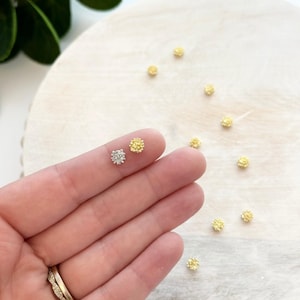 Flower Center Charms - Gold or Silver (10pc) | Jewelry Components | Earring Making Supplies
