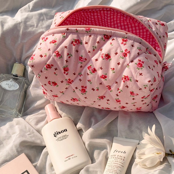 Handmade Makeup Bag  Pink Floral and Bow Pattern With Pink Gingham Lining Quilted - Handmade In The UK –Toiletry Travel Makeup Skincare Bag.