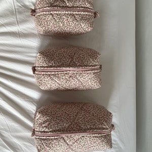 Pink Floral Bow Print Makeup Bag main image 0