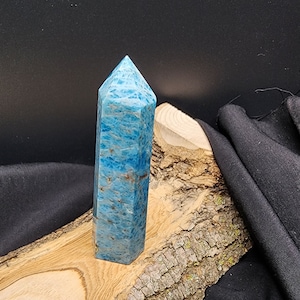 Blue Apatite Point