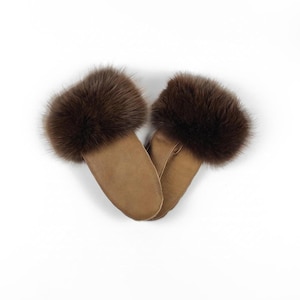 Schaffell & Fuchs Pelzhandschuhe. Winterhandschuhe für Damen. Die ultimativen Winter-Fäustlinge. Ein praktischer und warmer Wintervorschlag, Geschenk für sie
