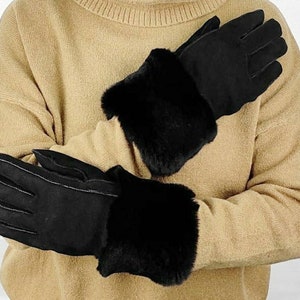 Suede Sheepskin gloves with Orylag Fur . Fur gloves for women .Great gift idea . Winter gloves