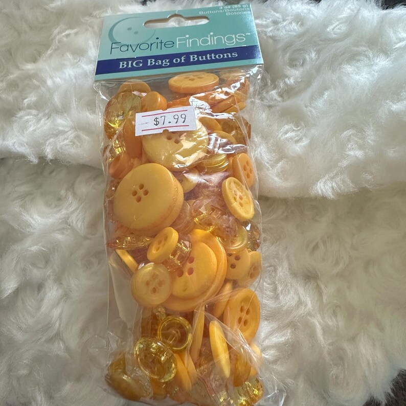 Assorted Buttons. Choose a Pack ORANGE BUTTONS