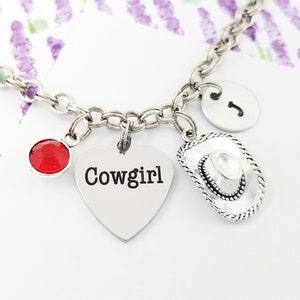 Cowgirl Hat Bracelet - Country Gal Bangle - Cowgirl Charm Bangle - Cowgirl Jewelry - Country Girl Bracelet - Cowgirl Gift - Cowboy Bangle