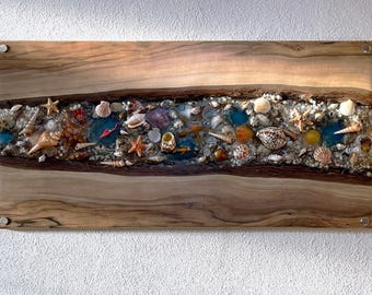 Escultura de pared con borde natural y temática oceánica, hecha a medida, madera de nogal, resina, imagen, decoración del hogar, de Arklight Design