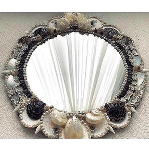 VENUS SHELL MIRROR - Natural Black White Silver Ivory Seashells-Detailed Pattern Sea Shell Art Coastal Wall Décor Nautical Classical Modern
