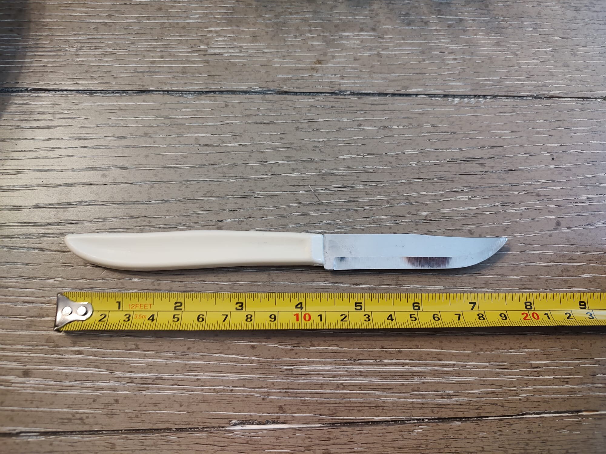 Vintage Quikut Stainless Dinner Knives With Cream Melamine Handles Etsy