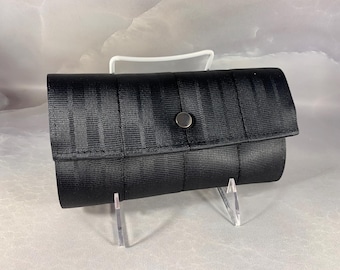 The Bailey Seat Belt Snap Wallet