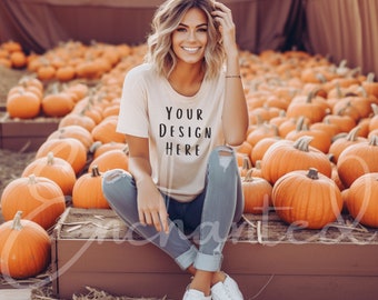 Bella Canvas 3001 Tshirt Mockup Herfst Mockup Halloween Mockup Shirt Bella Canvas Shirt Soft Cream Shirt Mockup Model Mockup Fall Mock Up