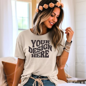 Soft Cream Canvas 3001 Mockup Bella Canvas Soft Cream Shirt Bella Canvas Mockup Shirt Mockup Modell Mockup Herbst Shirt Mock Herbst Mockup