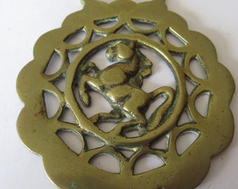 Vintage Horse Brass Large Horse Head Inside A Lucky Horseshoe