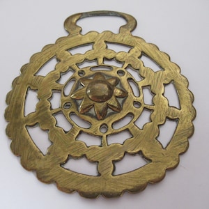 Antique Stamped Horse Brass Sun Star Clubs Border Clover Leaf Shamrock Medallion