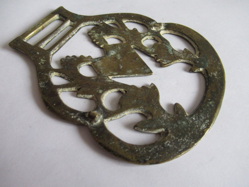 Antique Horse Brass A Heart Inside an Acanthus Flower Martingale