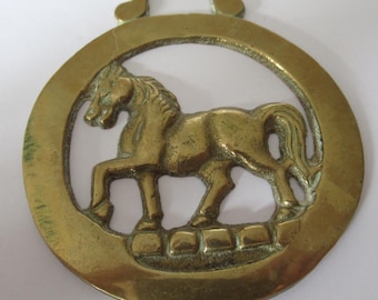 Vintage Horse Brass Large Horse Head Inside A Lucky Horseshoe