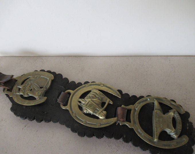 Vintage Horse Head Inside Horseshoe Gretna Green Anvil Horse Etsy