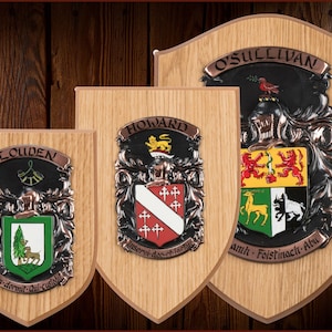 Coat of Arms / Family Crest Personalised Bespoke Shield - Oak style