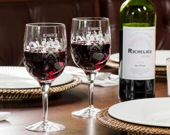 Engraved Wine Glasses & Red Wine Gift Set | Personalised Wedding and Anniversary Gift | Coat of Arms