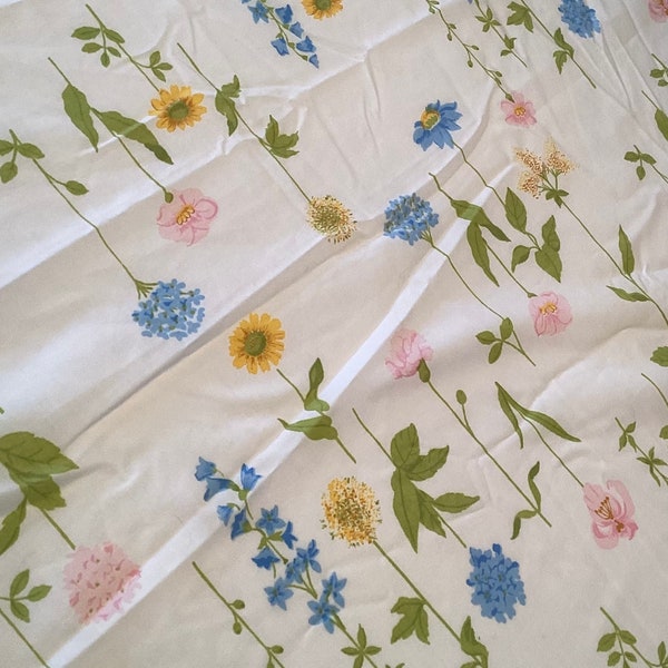 Vintage Wamsutta Ultracale King Size Flat Floral Sheet