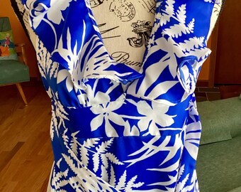 70s Vintage Ruffled Halter Top Hawaiian Maxi Dress by Pomare Tahiti - Vintage sz 8