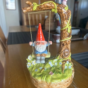 Charming 1979 Unieboek swinging Gnome music box