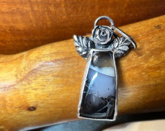 Sterling Agate Small Pendant Handmade Flower