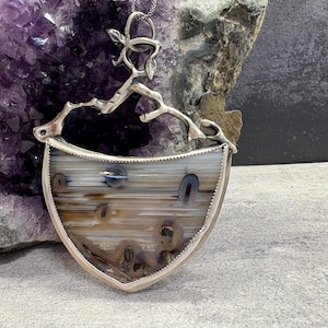 Handmade Sterling Silver Tube Agate Pendant Necklace
