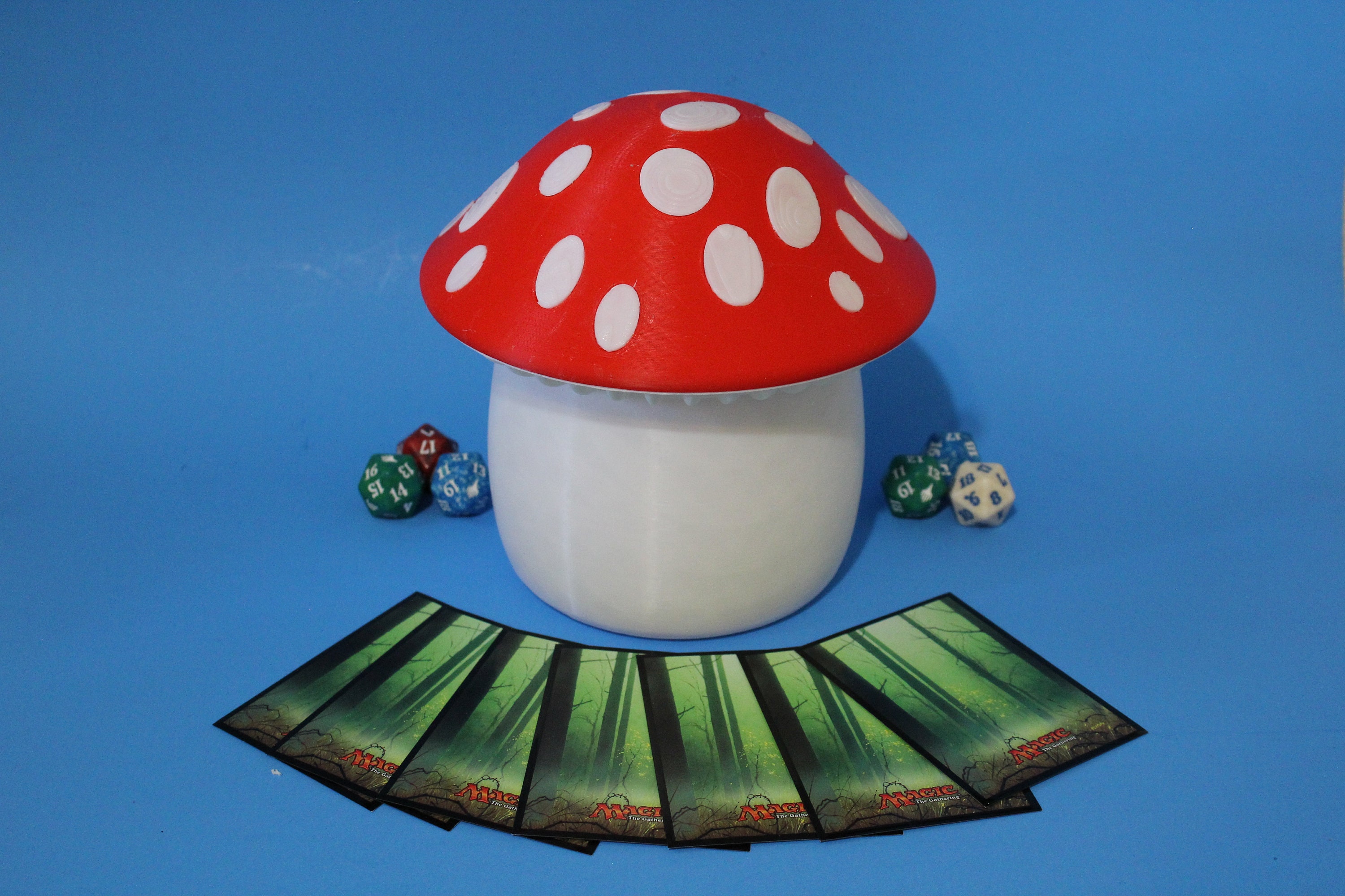 Mushroom Deck Box - Fits 100 Doubles sleeves