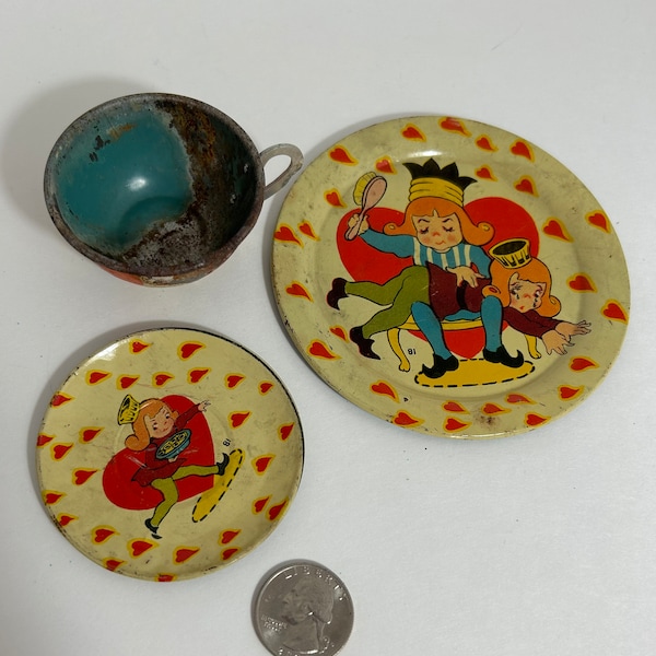 Vintage Ohio Art Miniature Tin Toy Tea Set, Queen Of Hearts 3 Pieces Made In USA