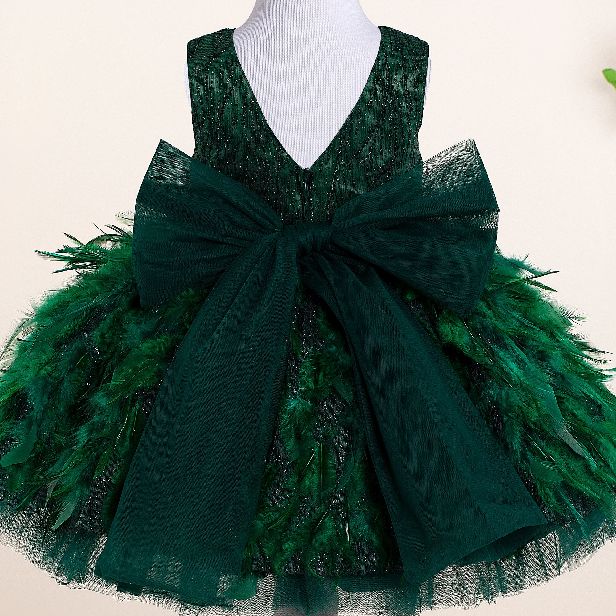 Emerald Green Feather Dress: Elegant Toddler Princess Gown