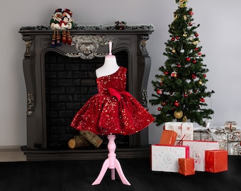 Red Sequin Christmas Dress: One-Shoulder Holiday Outfit