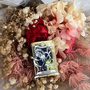 Tarot het zwaard suite minor tarot - Shiny Jolteon / Slyveon