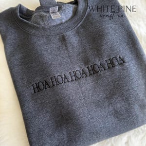 Hoa Hoa Crewneck | Hoa Sweatshirt | Embroidered Sweatshirt | Hoa Hoa Embroidered Sweatshirt