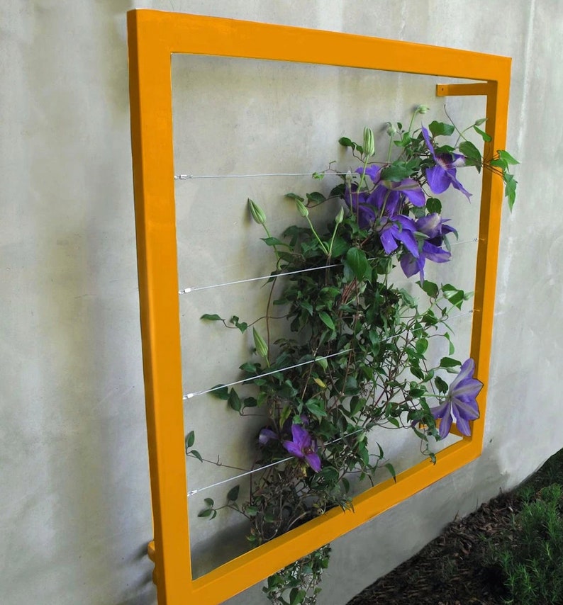 TerraSculpture Ina Wall Trellis - Thumbnail 4