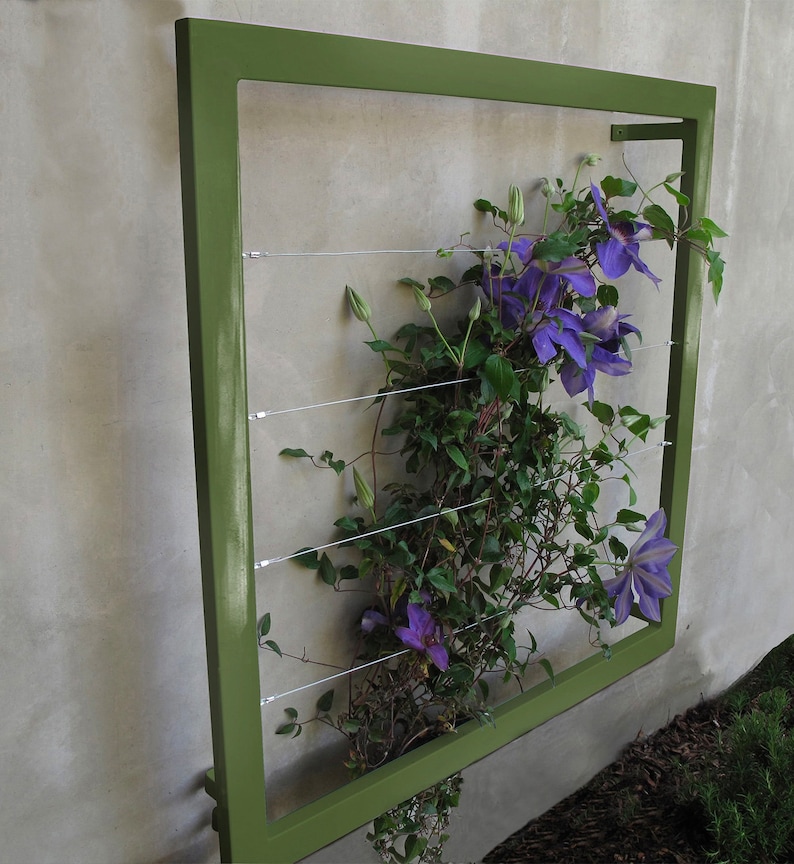 TerraSculpture Ina Wall Trellis - Thumbnail 4