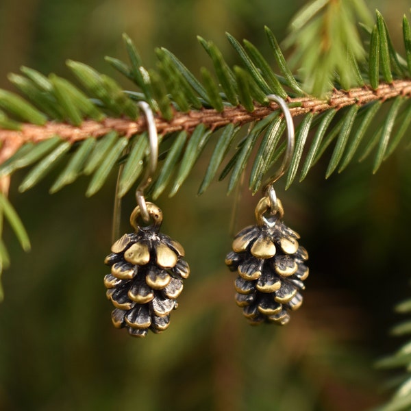 Small Simple Everyday Earrings, Pine Cone, Aesthetic Nature Jewelry in Sterling Silver or Bronze, Nature Lover Gift for Garden Girl