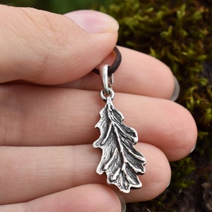 Oak Leaf Pendant, Small Dainty Leaves Necklace in Sterling Silver, Handmade Natural Jewelry, Gift for Nature Lover image 4