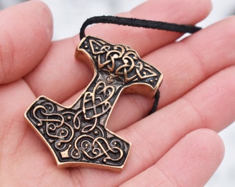 Collana da uomo in acciaio inossidabile Viking Thor Hammer Mjolnir alfabeto inglese Rune Bead Pendant accessori gioielli scandinavi Punk  36